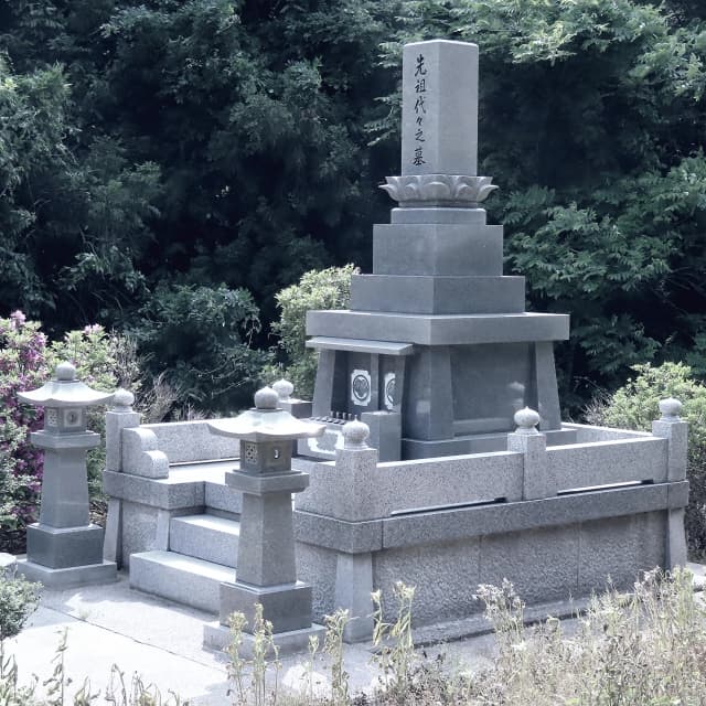 カロートとは何か？お墓の中にある「納骨室」の構造・役割・種類をわかりやすく解説｜知られざる内部空間の重要性とは