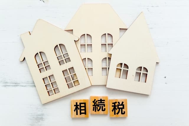 相続税評価額とは？実家・預金・株式・土地・保険など資産の種類別に異なる評価方法と、金額のズレを理解するための完全ガイド