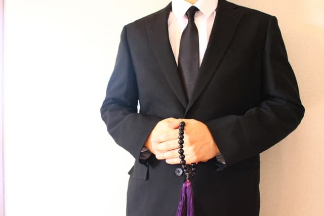 喪中のお正月、どう過ごす？控えるべき行事と許される習慣を徹底解説