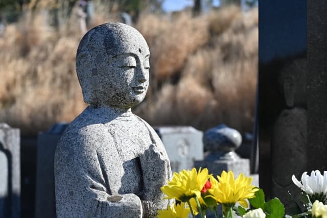 地蔵盆はいつ？何をする？行事の意味と地域差をわかりやすく解説