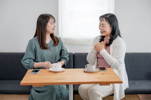 デスカフェとは？死について語り合う場の魅力・歴史・参加方法を徹底解説