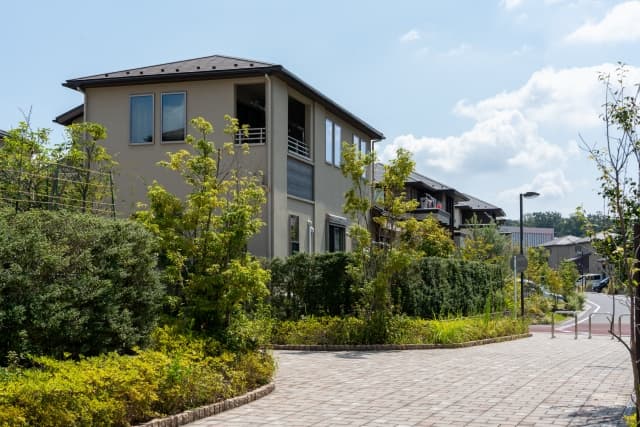 相続した不動産の売却: 知っておきたい重要ポイントと手続き