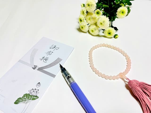 喪主必見！お布施の正しい渡し方｜お礼の言葉まで徹底解説