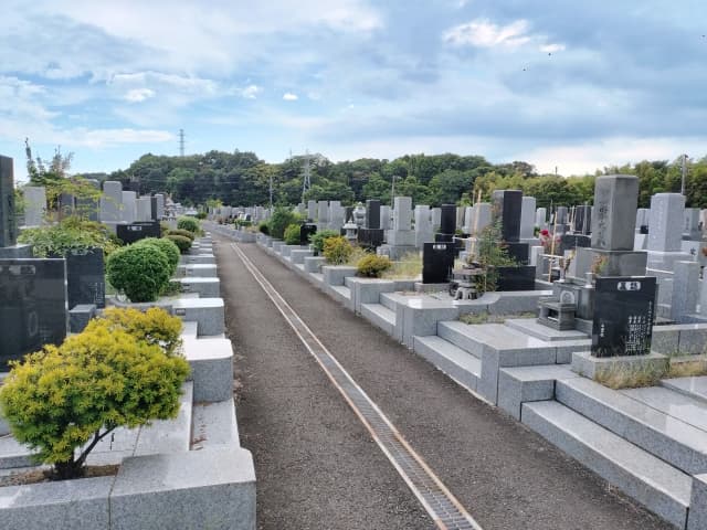 霊園を選ぶ前に知りたい初期費用のすべて
