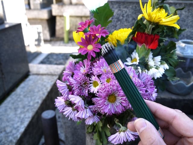 お彼岸に使いたいちょっとリッチなお線香5選
