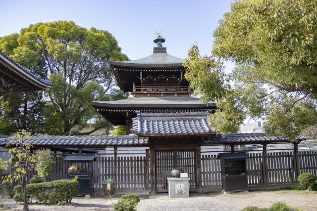 納骨堂の費用は年間でどのくらいかかる？費用相場や内訳を徹底解説