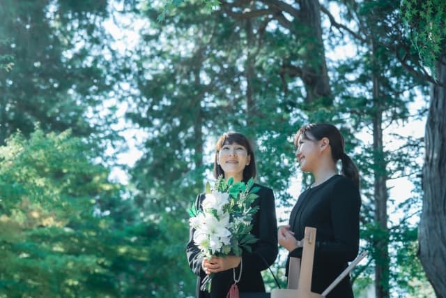 無宗教葬儀とは？費用・流れ・菩提寺との関係まで徹底解説