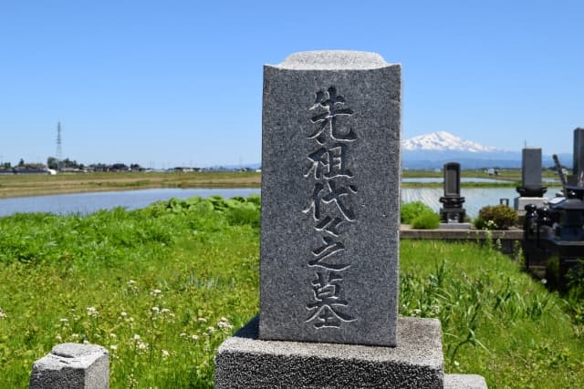 海外のお墓文化：10か国の多様な埋葬習慣を比較