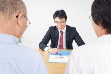 スムーズな相続のために今できること：遺産分割と放棄のポイントを解説