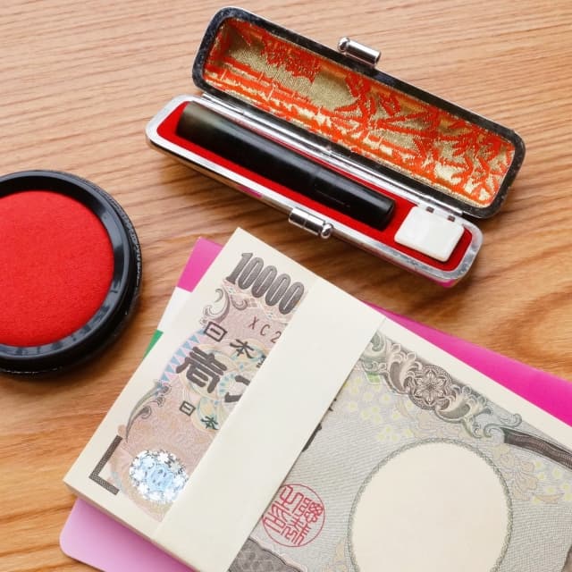 散骨サービスの契約料：費用と手続きガイド