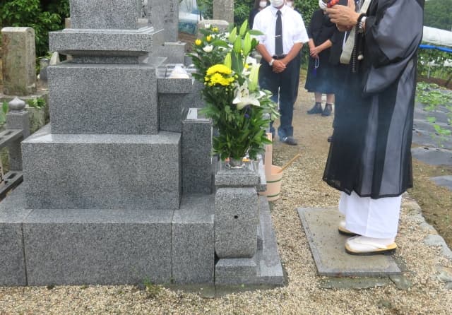 改葬とは？手続きの流れから費用まで、知っておきたい基礎知識