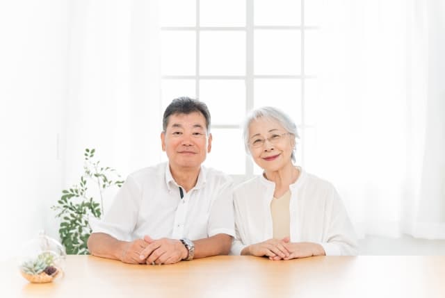 高齢者の婚活大全　シニア世代が今どこで出会いを見つけているのか徹底調査