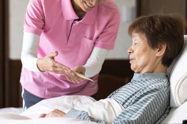 「要支援」と「要介護」の違いとは?基準やサービス内容を詳しく解説